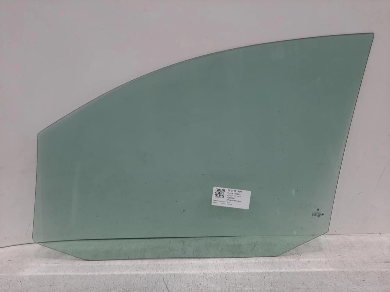Скло переднє праве фольцваген туран 1, фото 1
