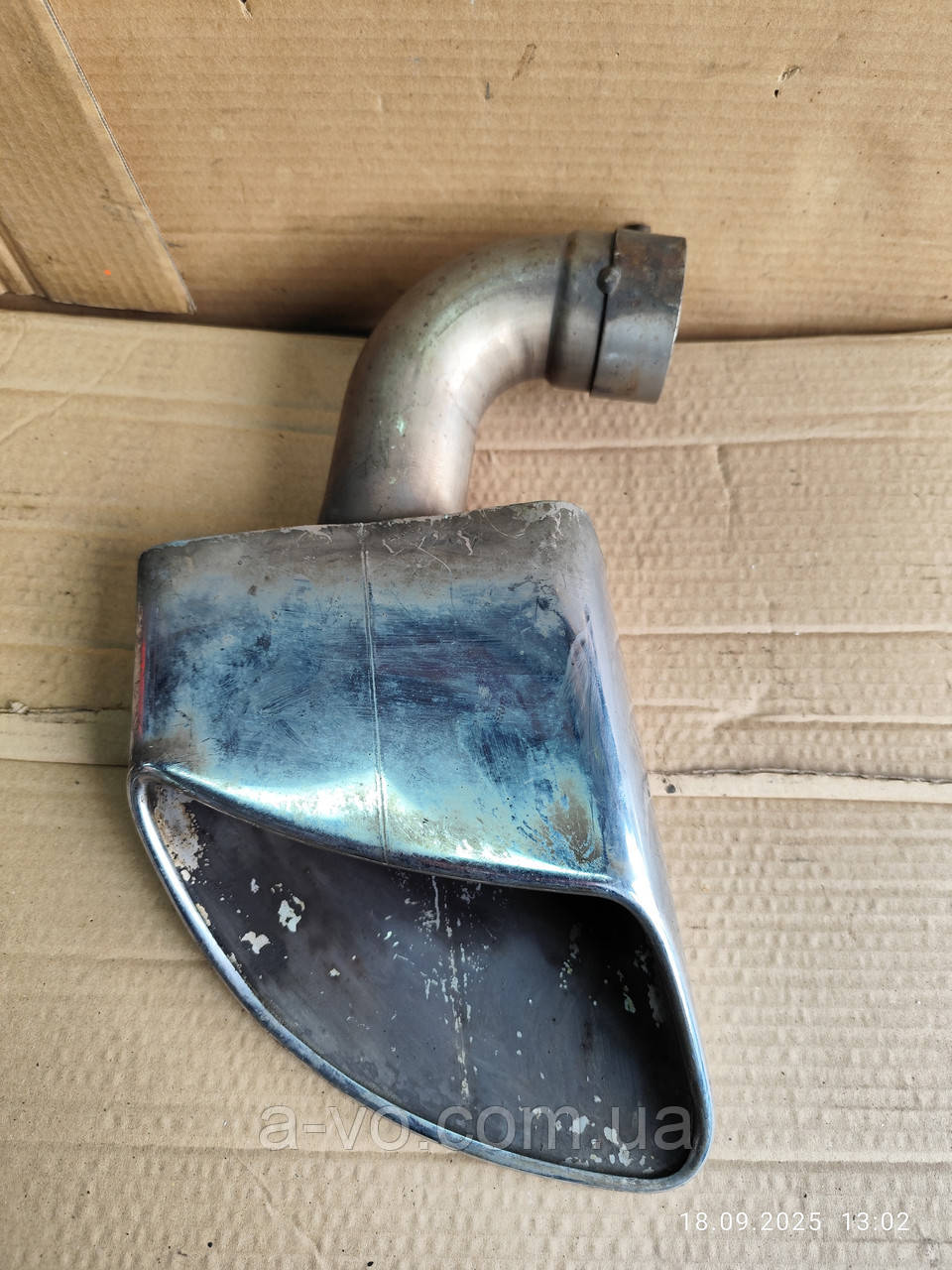 Наконечник вихлопної труби правий VW Touareg 7p6253682, фото 1