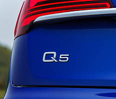 Емблема напис багажника Audi Q5