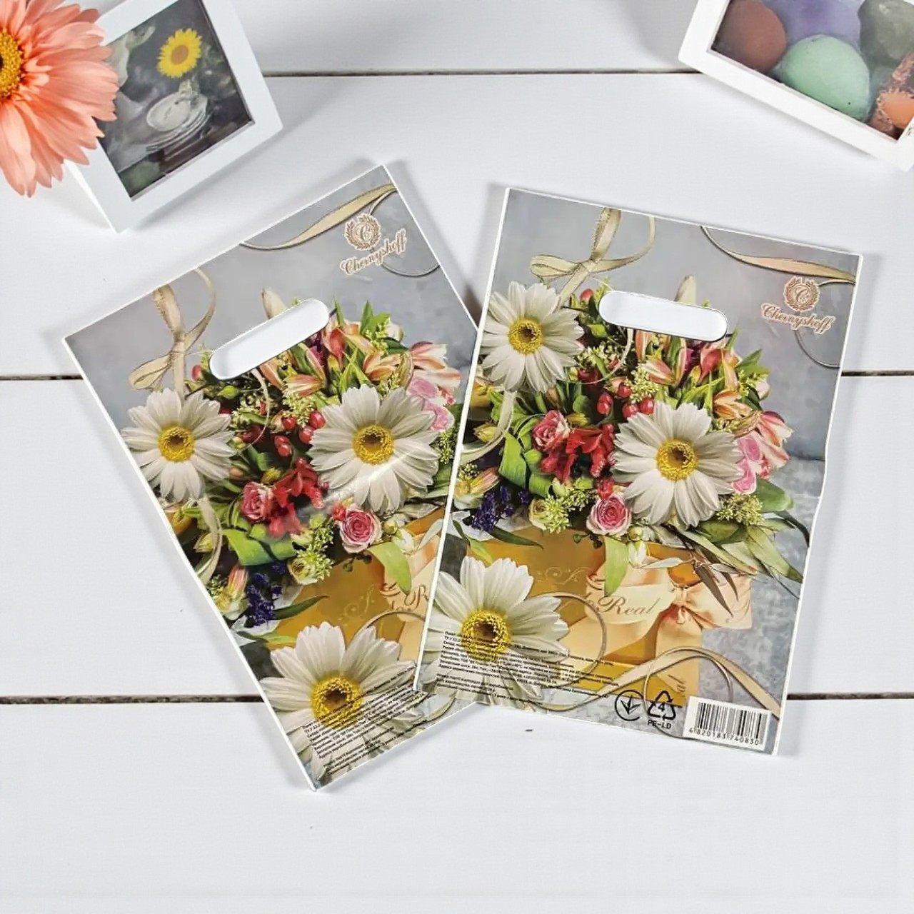 Пакети із вирубною ручкою 22x30 см 25 шт пакет банан, фото 1