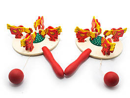 Дерев'яні іграшки курчата