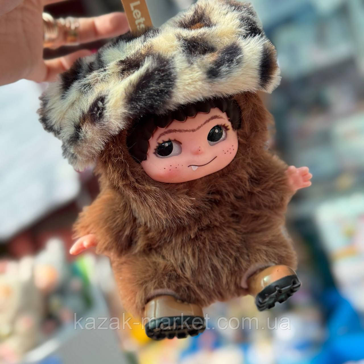 М'яка плюшева іграшка сюрприз Вакуку 16 см рандомка брелок Wakuku Pop Mart колекційна Вайкуку з шапочкою, фото 1