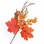 Бутоньєрка з ягодами, листям і гарбузом 25 см «Золота осінь», фото 2