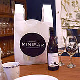 Пакети з логотипом майка білі Красивий зручний пакет оптом 37х57 см, фото 4