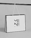 Брендований пакет з логотипом білий 35×25×9 см З чорним кантом і атласною ручкою Щільний папір 200 г/м, фото 3