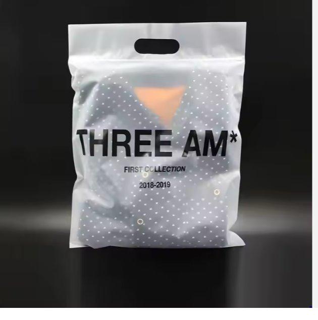 Матовий SLIDER пакет 23x30 см з ручкою Пакет Слайдер зі зручною ручкою Відмінне рішення для промо-дизайну, фото 1