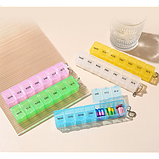 Таблетниця/органайзер/ контейнер 15 х 3 х 2 см для таблеток і ліків на 7 відділень жовтий, фото 7