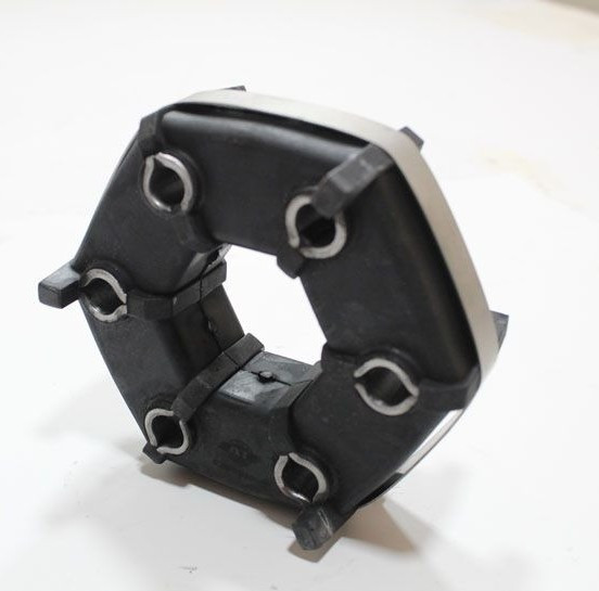 Муфта еластична ВАЗ 2123 EuroEx Угорщина 2123-2202120