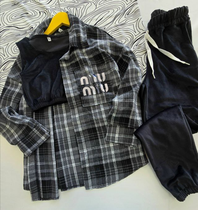 Костюм брючний для дівчинки трійка Фріда | на ріст 122-164р.