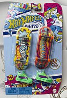 Хот Вілс взуття і скейт Hot Wheels Skate Epic Shapes & Fire Kicks
