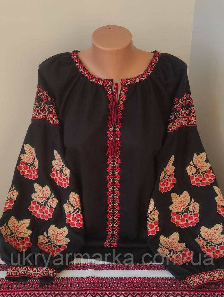 Чорна вишиванка для жінки з калиною "Золоті грона"