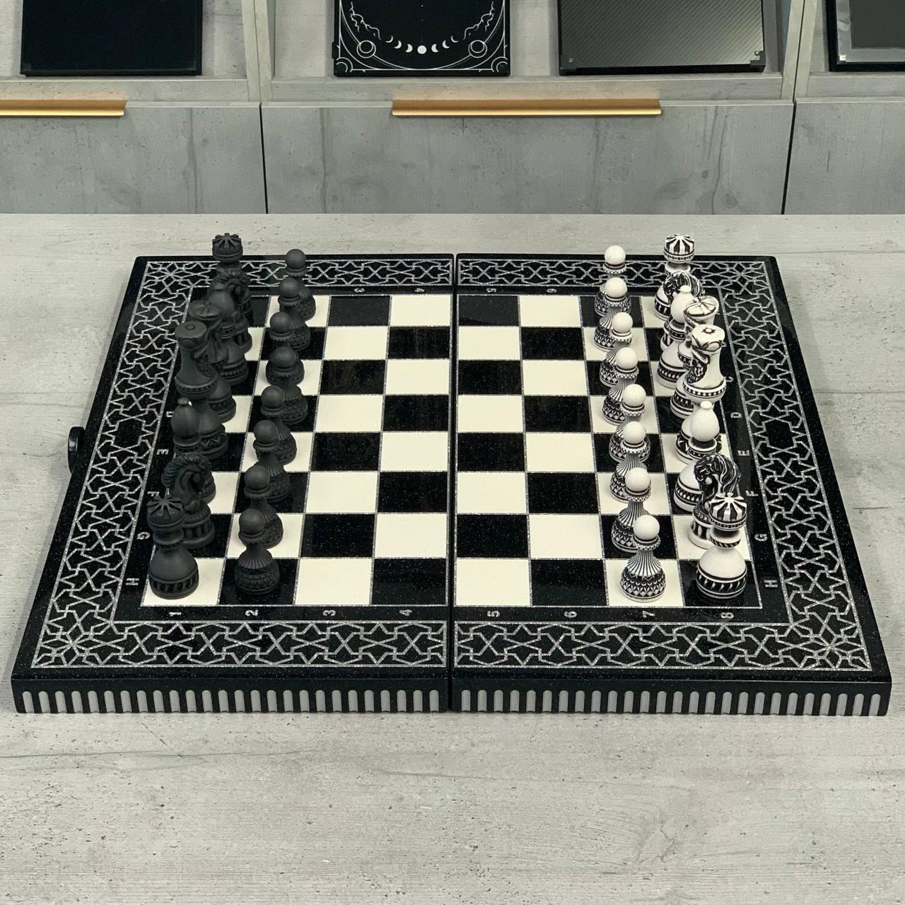 Шахи з каменю 55×28×10см зі стилізованими фігурами, фото 1
