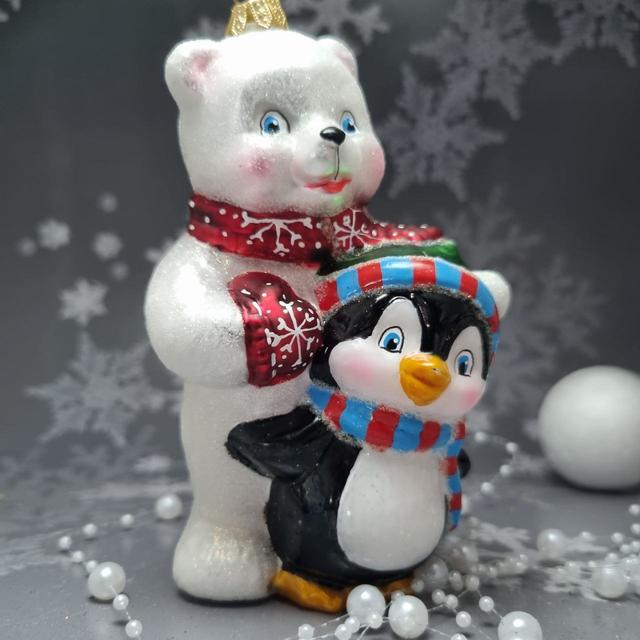 Скляна ялинкова прикраса Білий ведмідь та пінгвін Impuls. асортимент як Irena, Komozja