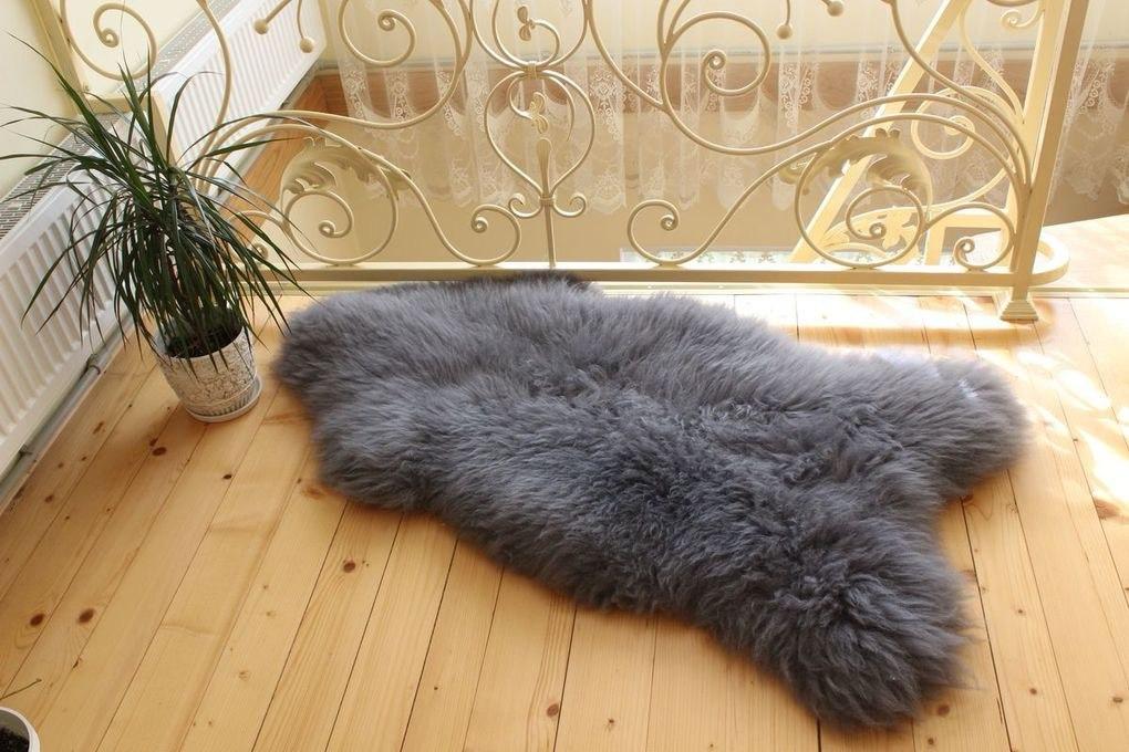 Шкіра овеча сіра, килим з овечих шкур, шкіра вівці, килимок з овчини, фото 1
