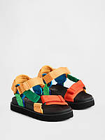 Дитячі сандалії GAP у стилі колорблок 22/23 (5/6 US) 14 см Різні кольори 1159844452