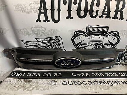 Решетка радиатора Ford C-Max II 2010-2019 am51-r8200-c