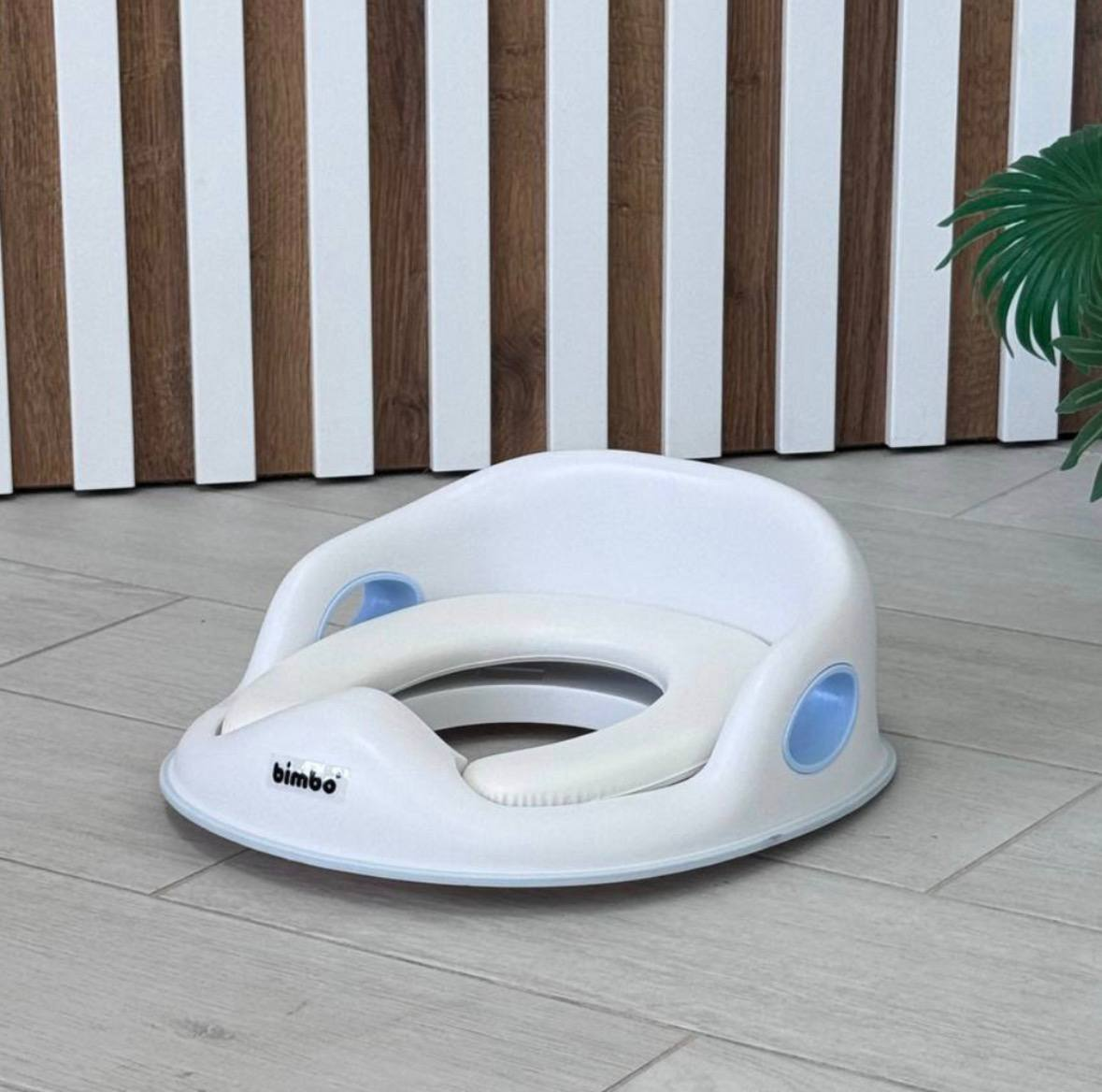 Накладка на унітаз BM-03560 Bimbo, знімне м’яке сидіння Біленького кольору, фото 1