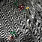 Костюмна з вишивкою, бордові квіти, фото 5