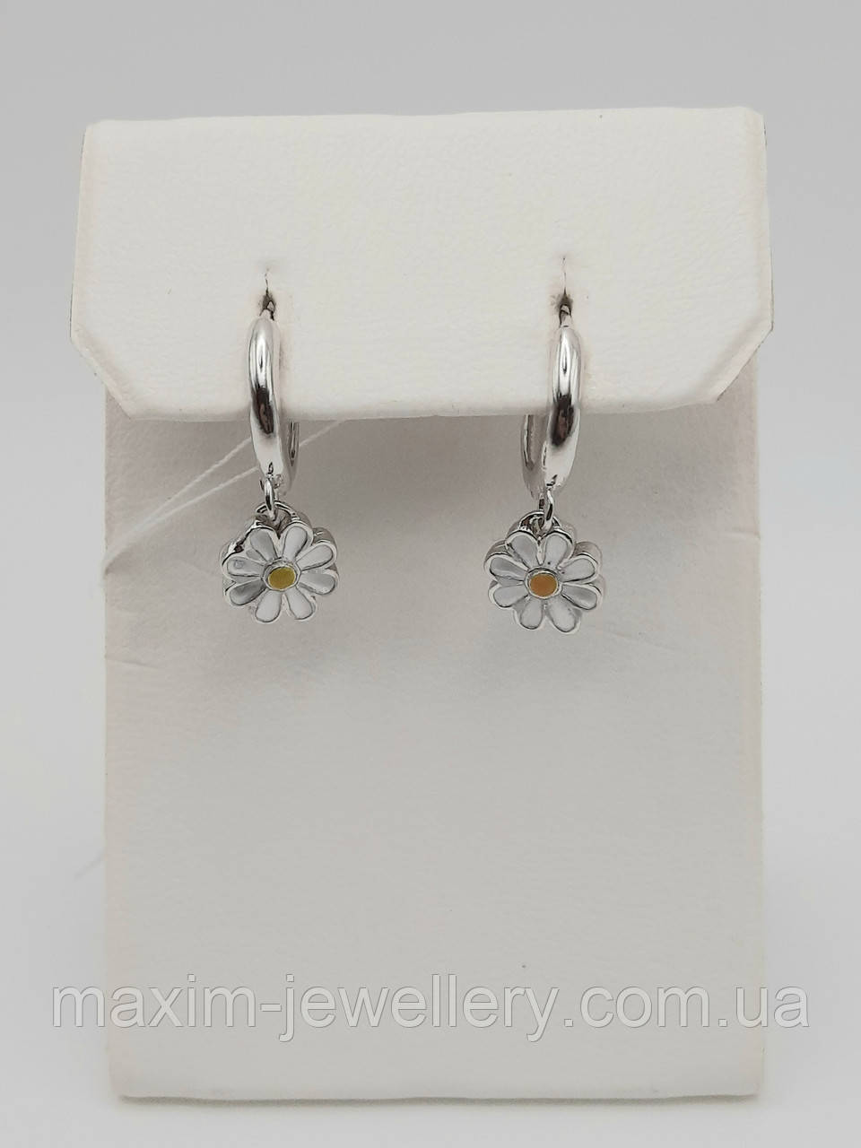 Срібні дитячі сережки з підвісом у формі ромашки, фото 1