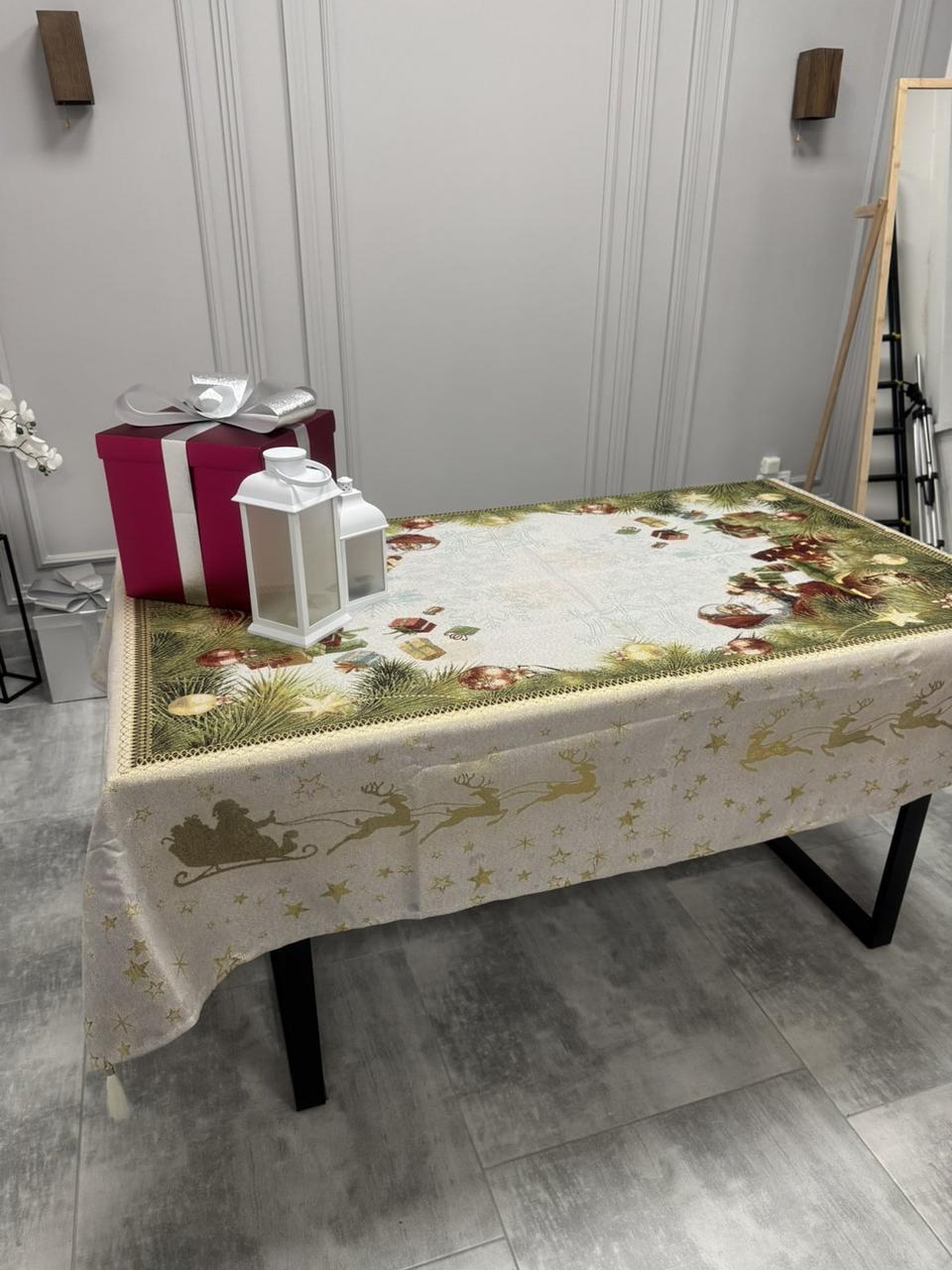 Новорічна гобеленова скатертина прямокутна 160 на 220 см, фото 1