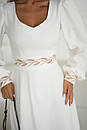 Жіноча молочно-біла сукня міді з вишивкою, фото 4