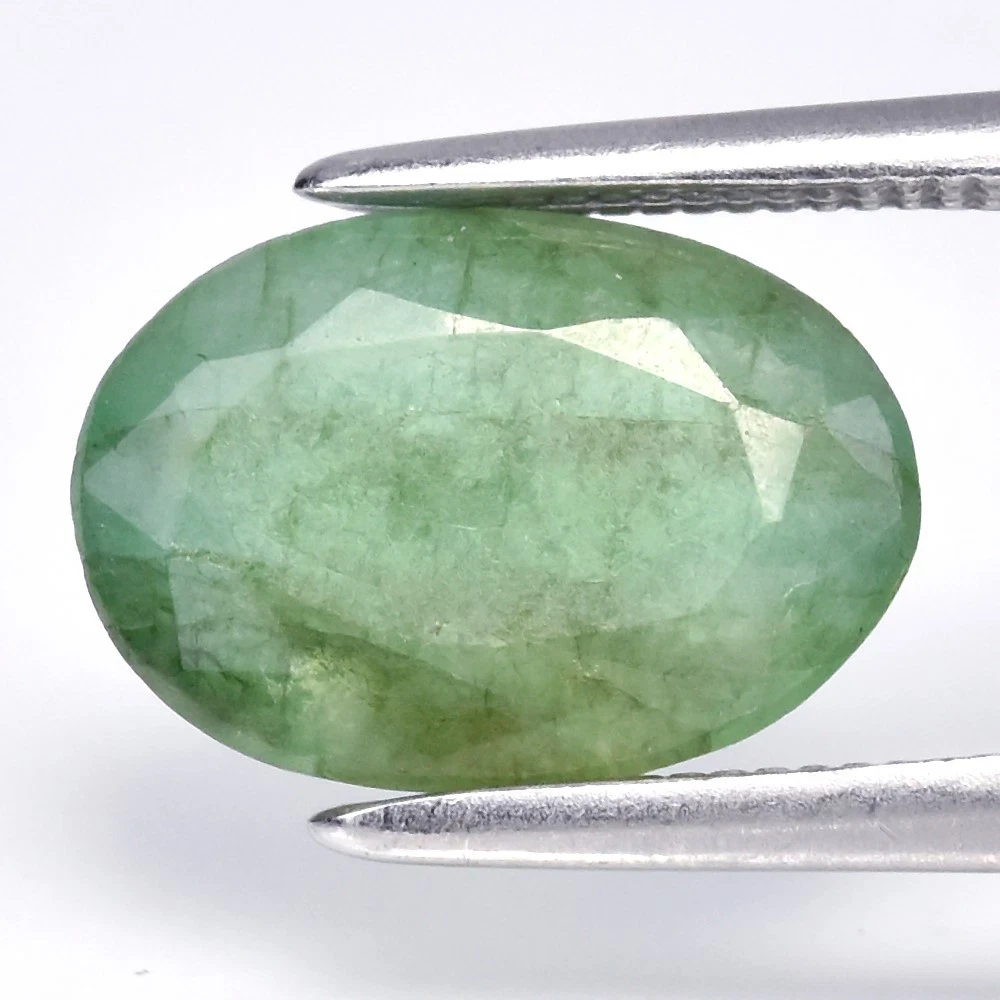 1.87 карат. природній смарагд