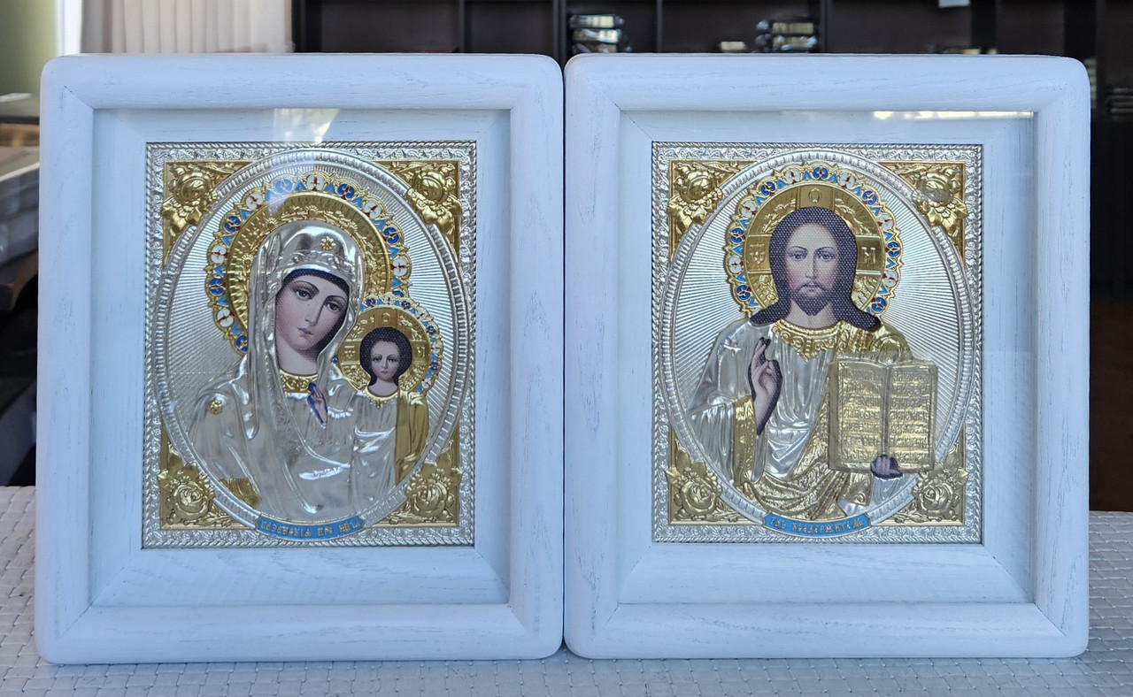 Ікони Вінчальні срібло Спаситель і Пресвята Богородиця Казанська в білому дерев'ян. кіоті під склом,25*21, фото 1