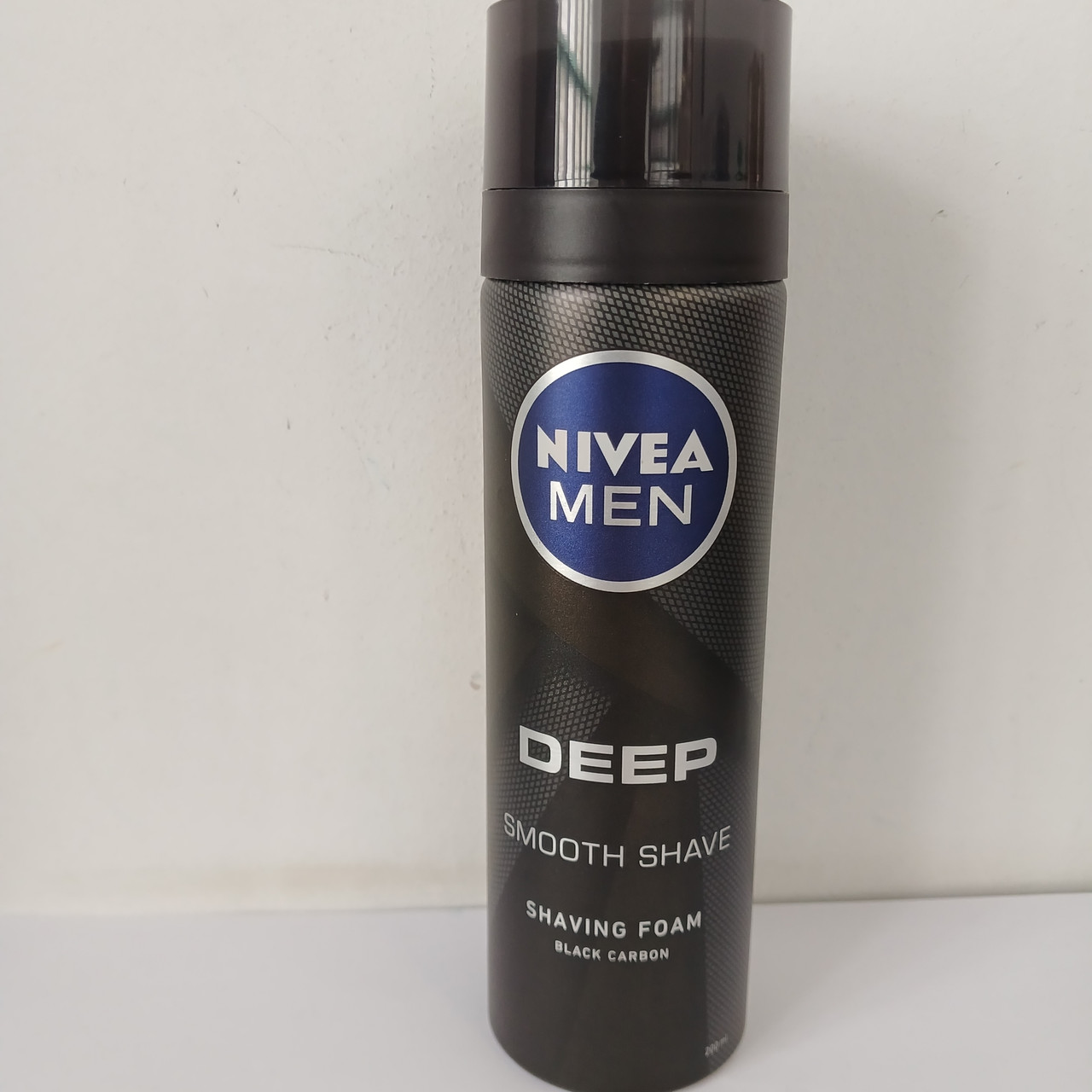 Піна для гоління чоловіча Nivea Deep Smooth shave black carbon 200 мл. (Нівія PRO Для чутливої шкіри)