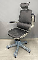 Junior M59 — підліткове ергономічне крісло, сірий каркас/сіра сітка