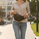 Шкіряна поясна сумка жіноча бананка через плече чорна з натуральної шкіри, фото 7