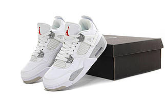 Жіночі білі кросівки Nike Air Jordan 4 Retro