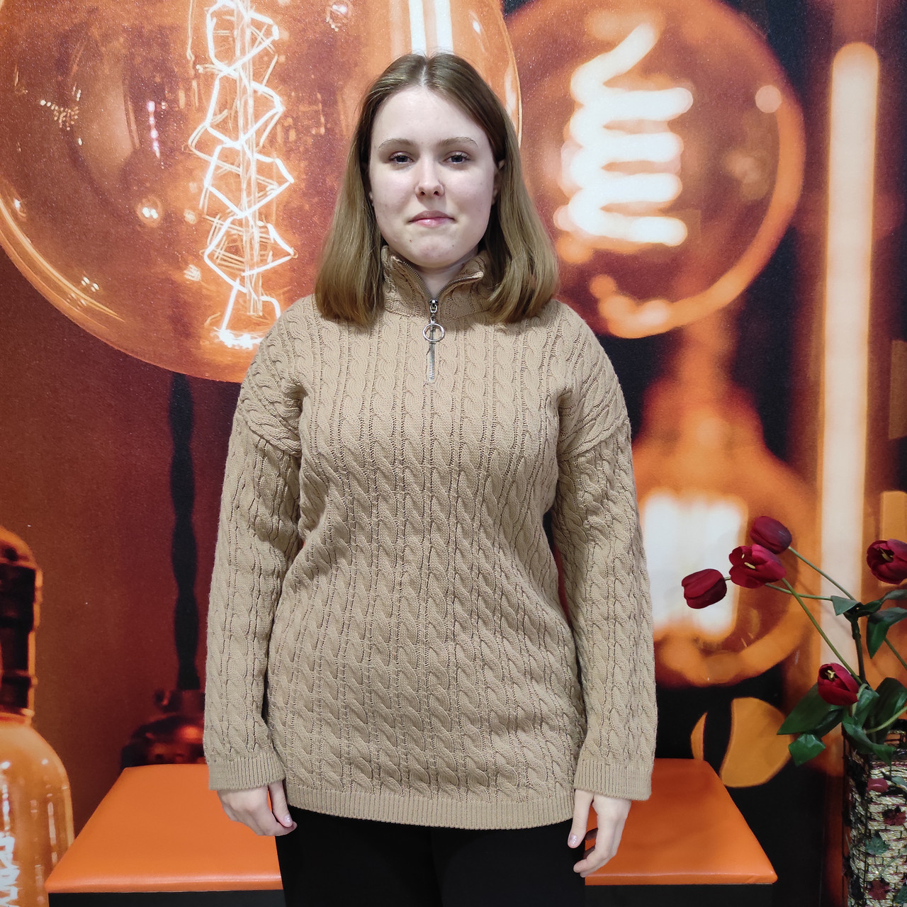 Светр жіночий прямий під горло косичка спущений рукав 42/46 бежевий, фото 1