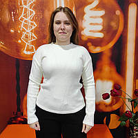 Светр жіночий базовий спущений рукав 42/46 молоко