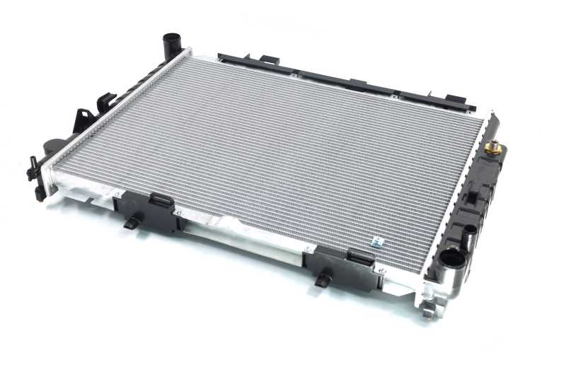 Радіатор охолодження Mercedes W210 E-Kl MT/AT 97- (Van Wezel) 30002283