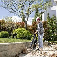 ПОВІТРОДУВКИ ТА ТРИМЕРИ ДЛЯ КОСІННЯ ТРАВИ