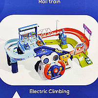 Трек залізниця і автотрек з машинками та поїздом T933A — музика, звук, кермо, паркінг, набір для дітей 3+, фото 9