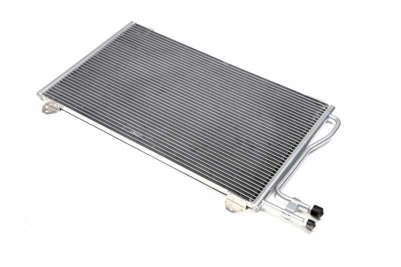 Конденсор кондиціонера Mercedes Sprinter W901 MT/AT 95- (Van Wezel) 30005219