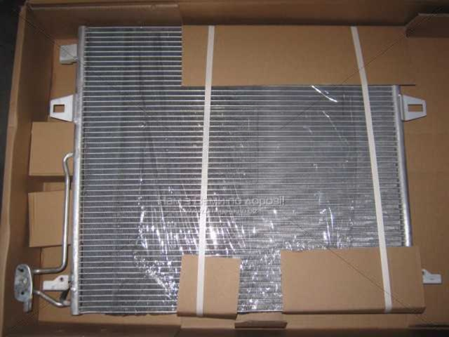 Конденсор кондиціонера Mercedes W164(ML)/W251(R) AT 05- (Van Wezel) 30005406