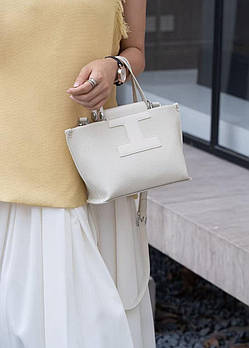 Сумка жіноча молочного кольору крос-боді з довгим ремінцем із натуральної шкіри в різних кольорах Jasmin