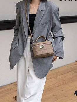 Сумка жіноча крос-боді бежева на блискавці із натуральної шкіри в різних кольорах Jasmin