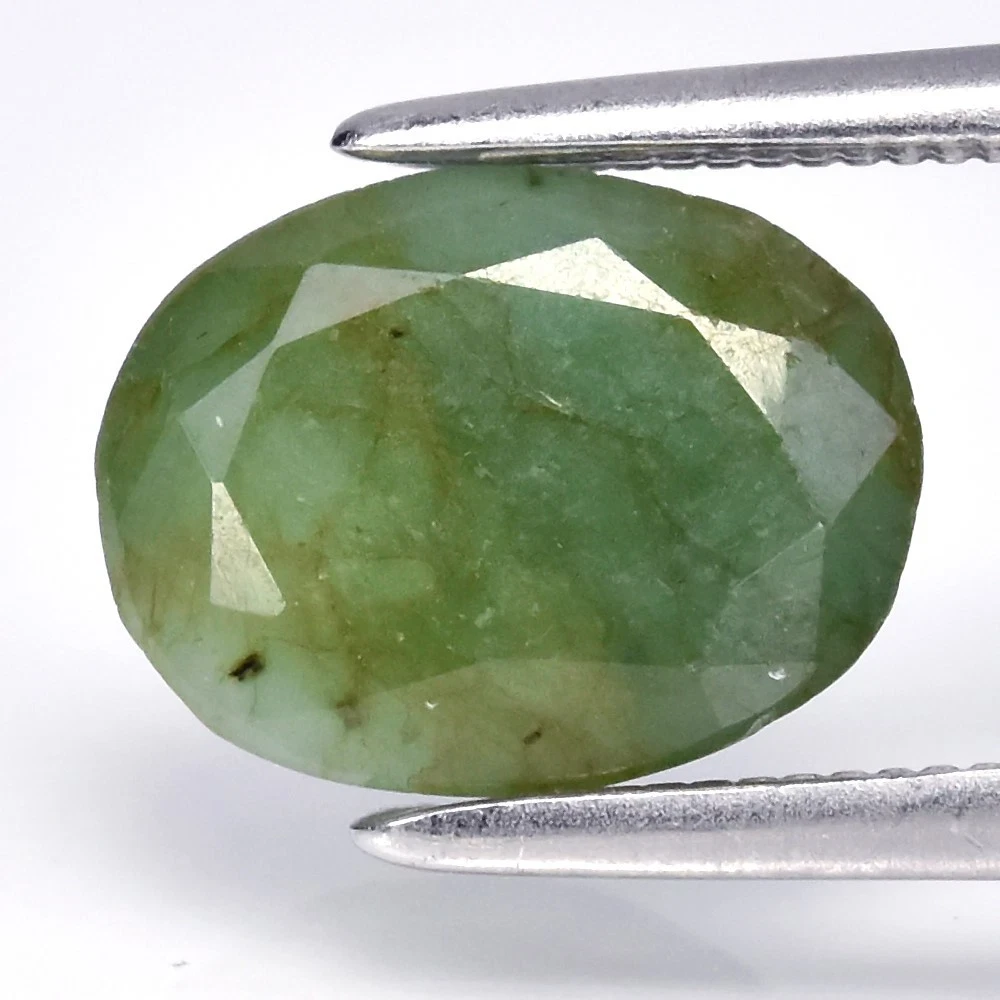 1.97 карат. природній смарагд