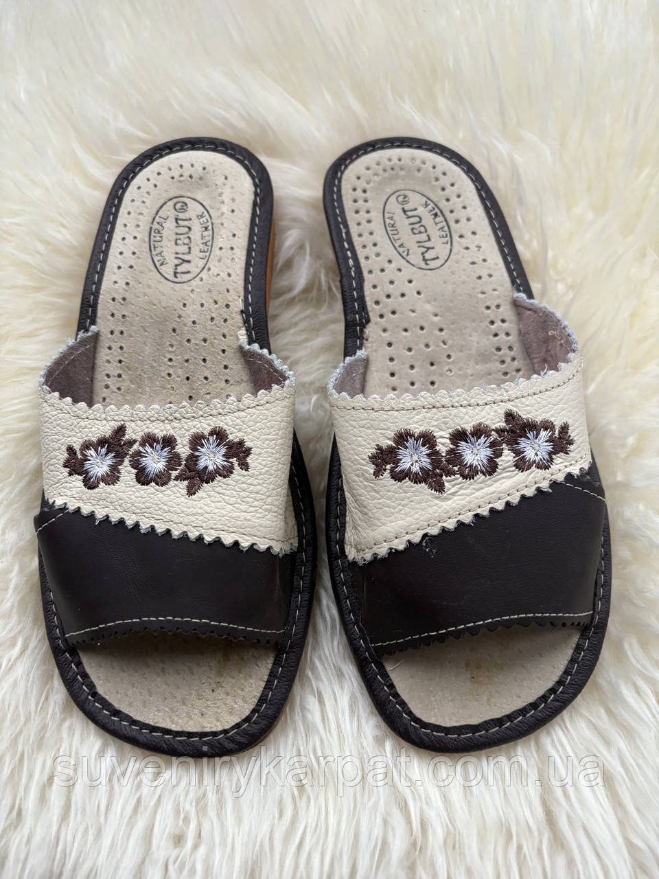 Домашні шкіряні капці жіночі 37 розмір виробничий брак устілки, фото 1