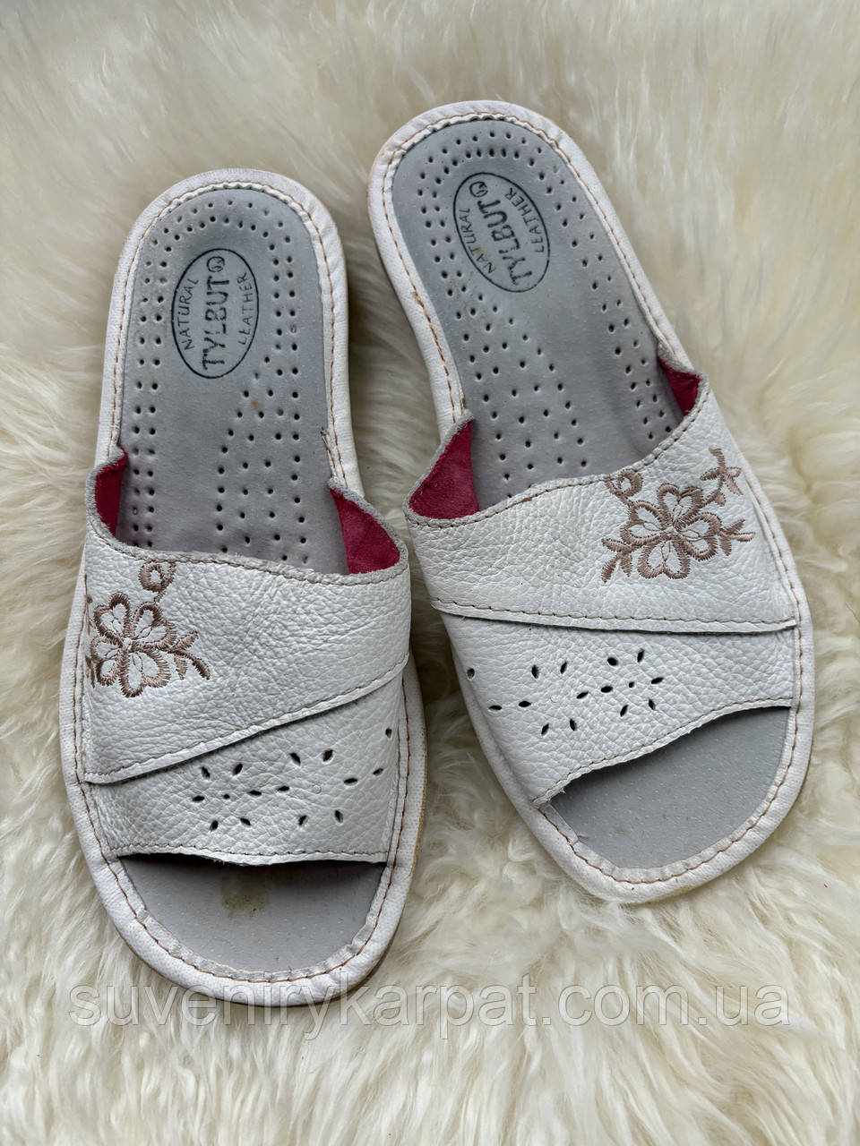 Домашні капці шкіряні жіночі 37 розмір виробничий брак устілки уцінка, фото 1