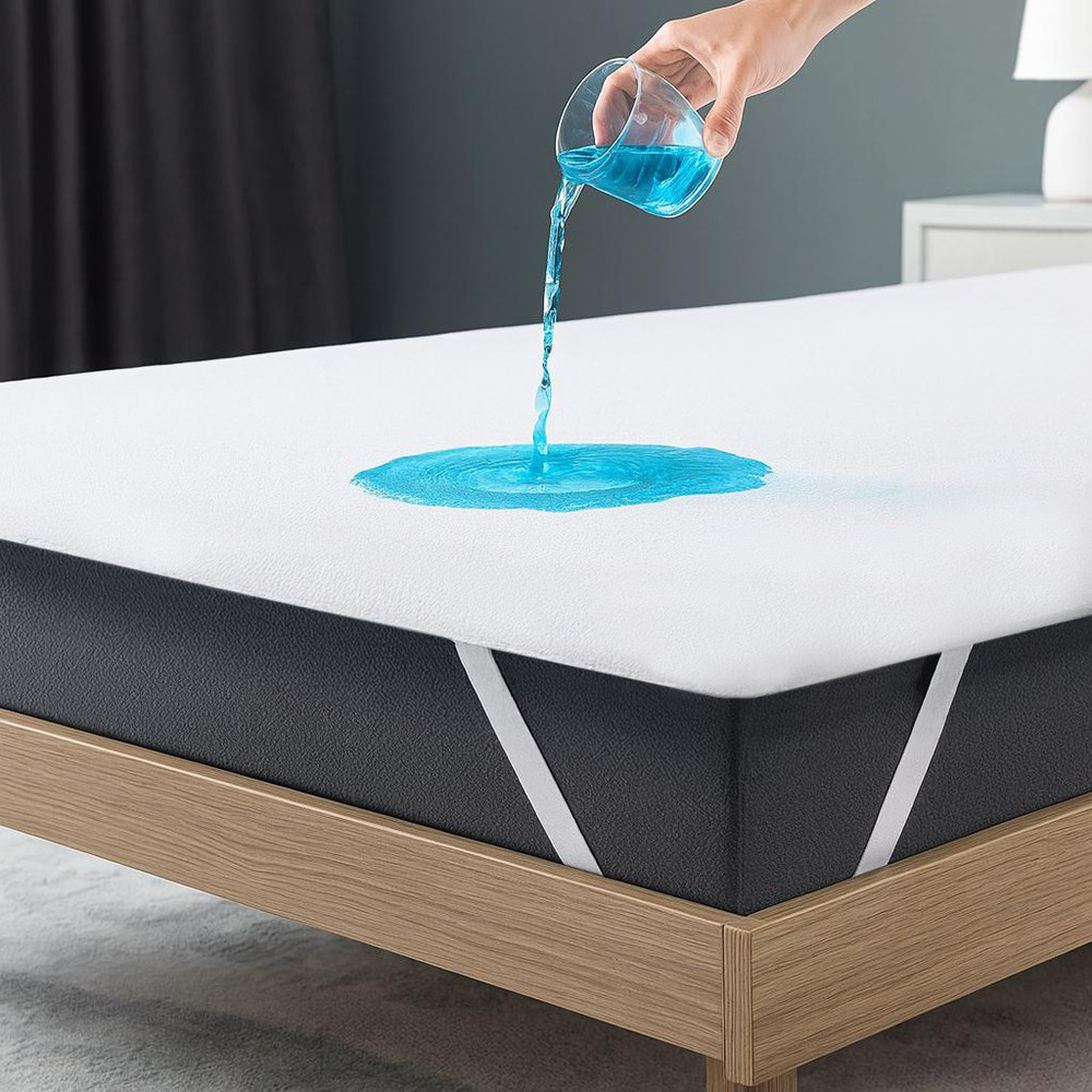 Наматрацник Аква Стоп 140х200 см IDEIA з еластичними стрічками по кутах, захисний непромокальний, водонепроникний