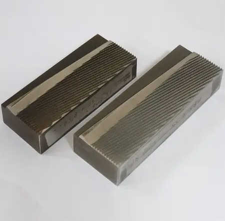 Плашка рiзьбонакатна плоска М2х0.4мм к-кт з 2-х штук 1416-0029, фото 1