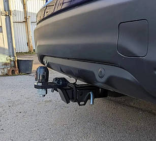 Фаркоп під квадрат на Toyota Land Cruiser Prado 120 (2002-2009) без підрізування бампера