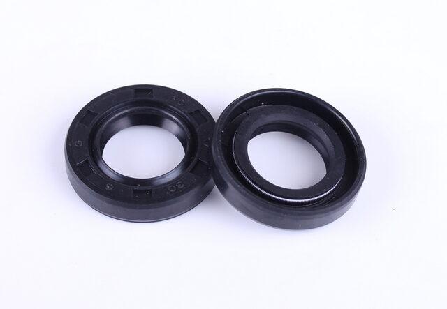 Сальники колінвалу 17*30*6, к-т 2 шт. - 156F