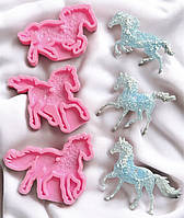 Набір із 3 молдов серія «Дика грація» символ року -2026, с кристалічною текстурою та фінішем