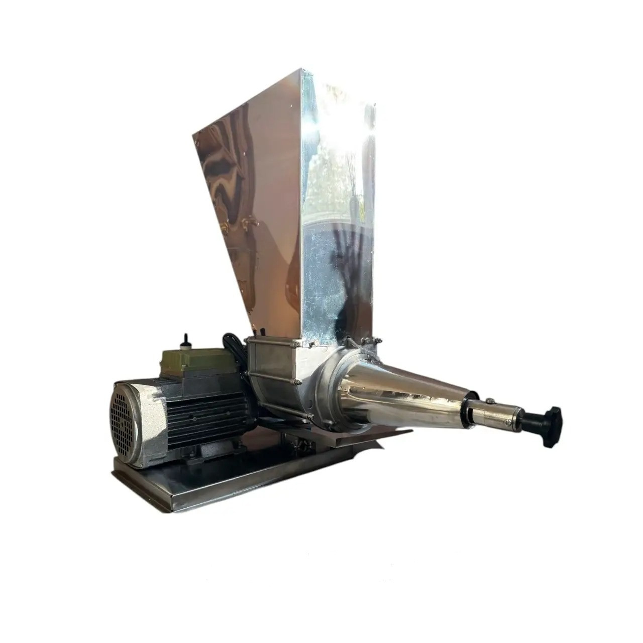 Шнековий соковитискач СШ-3 220В, для яблук (до 240 кг/год), томатів, винограду та інших овочів та фруктів., фото 1