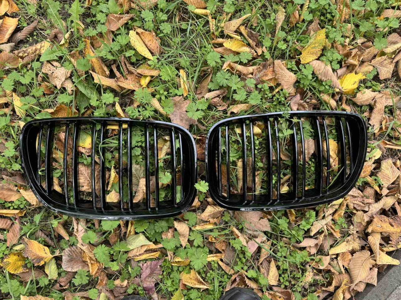 Решітки Радіатора подвійні Бмв X5 E53 2003-2006 Ніздрі BMW X5 E53 рестайлінг чорний глянець, фото 1